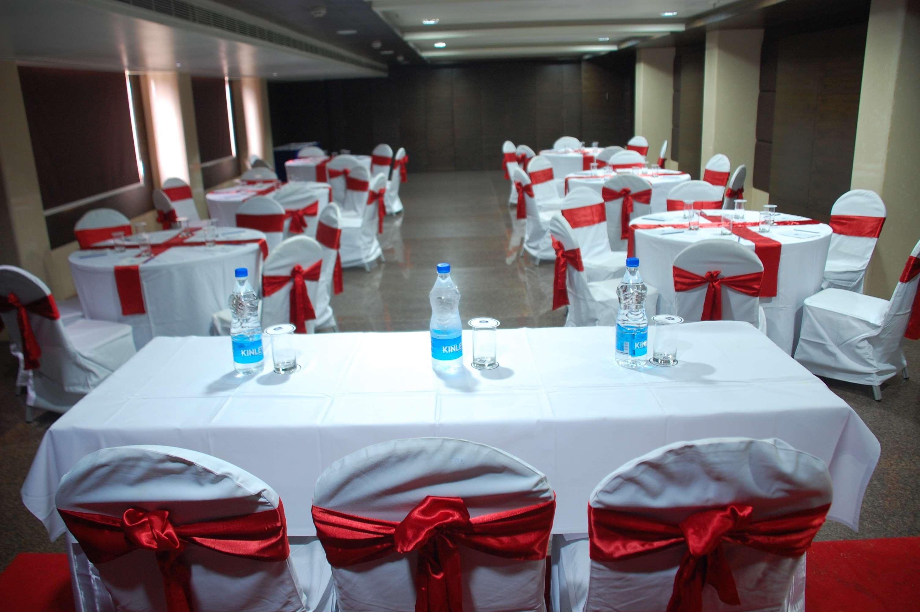 Best Western Ramachandra Visakhapatnam Exteriör bild