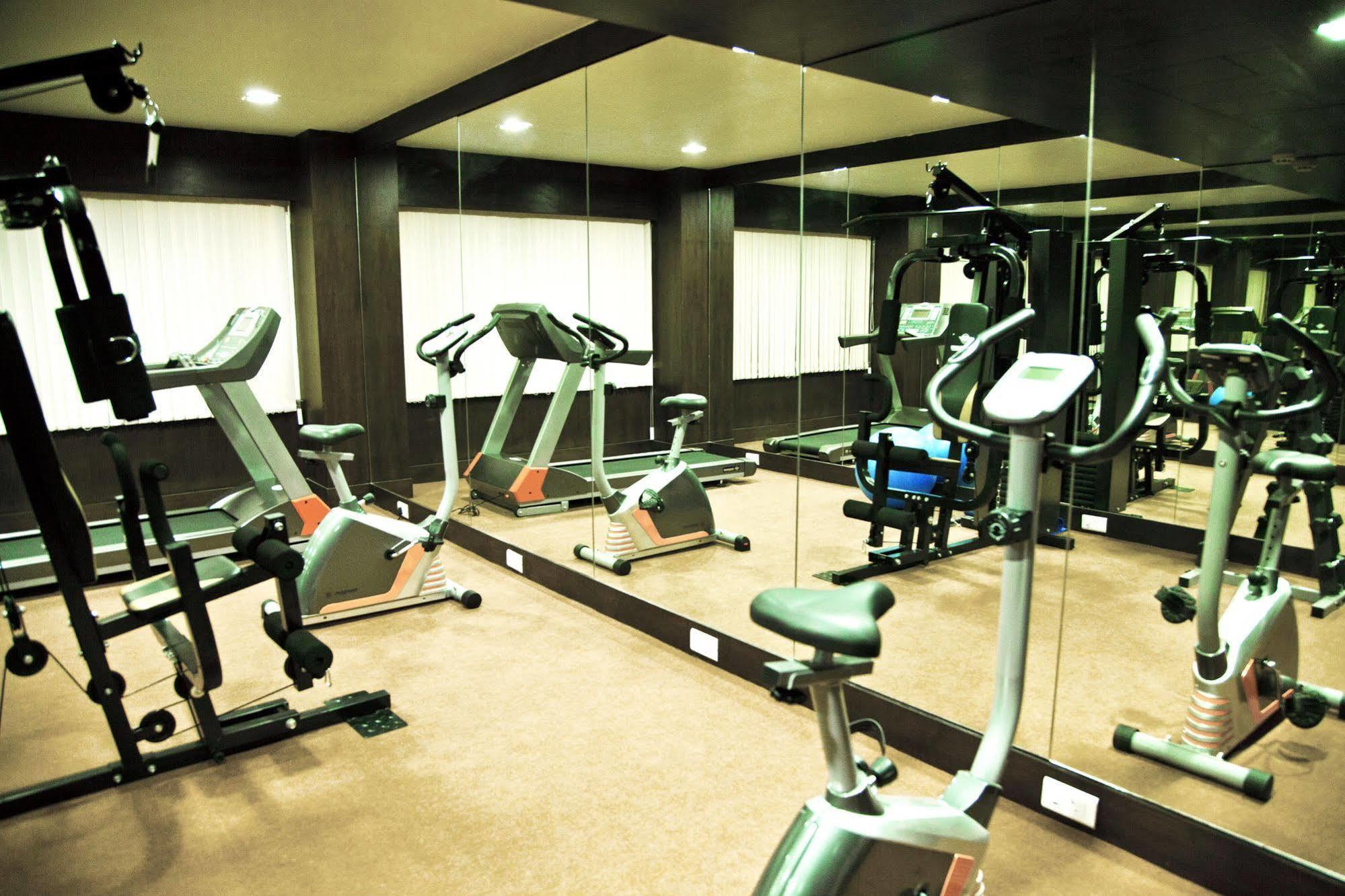 Best Western Ramachandra Visakhapatnam Exteriör bild